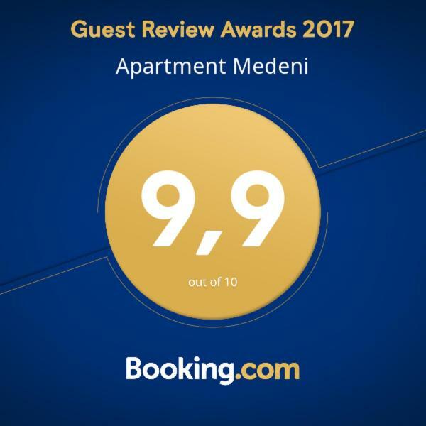 Apartment Medeni Rakovica Bagian luar foto