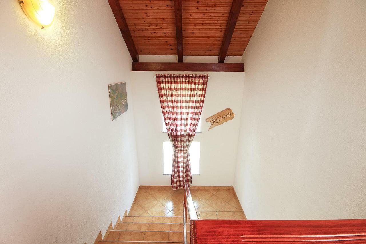 Apartment Medeni Rakovica Bagian luar foto