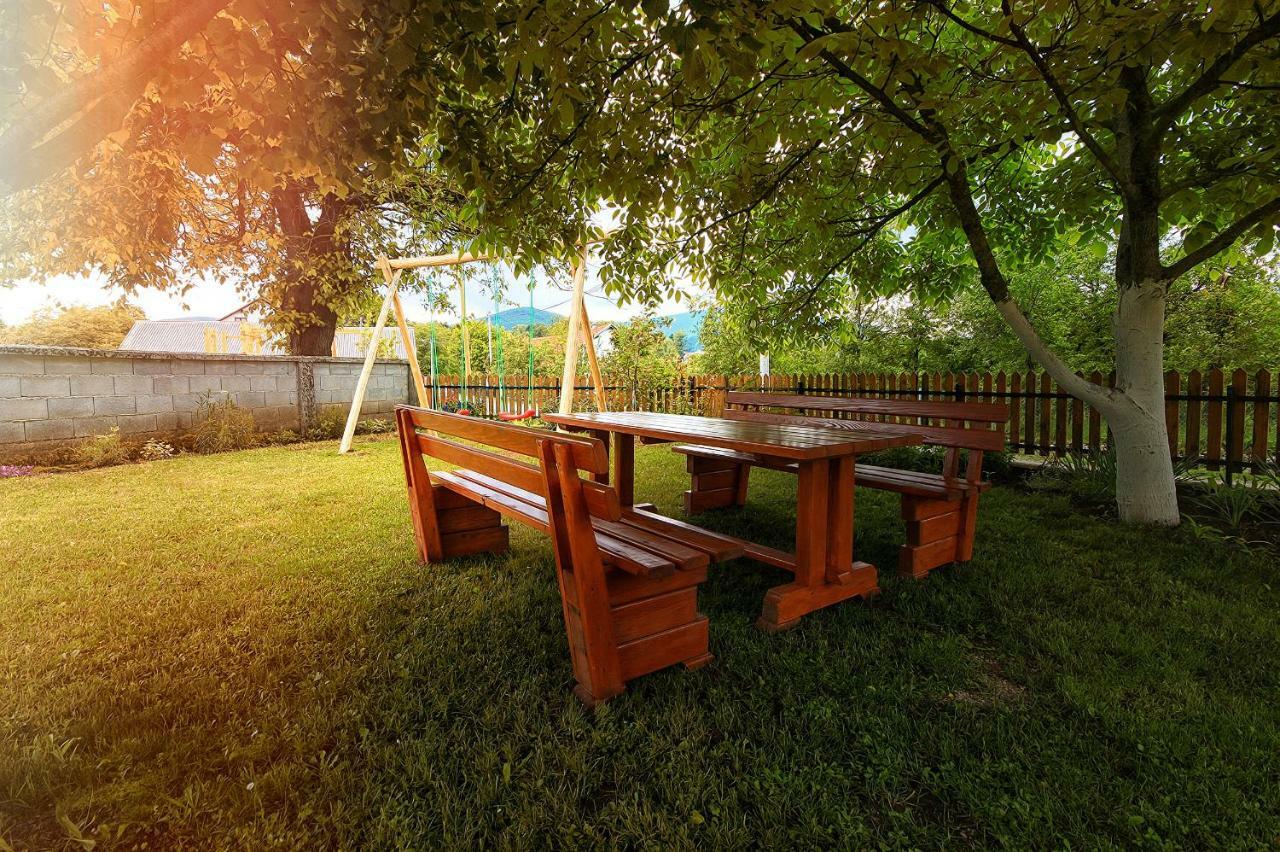 Apartment Medeni Rakovica Bagian luar foto