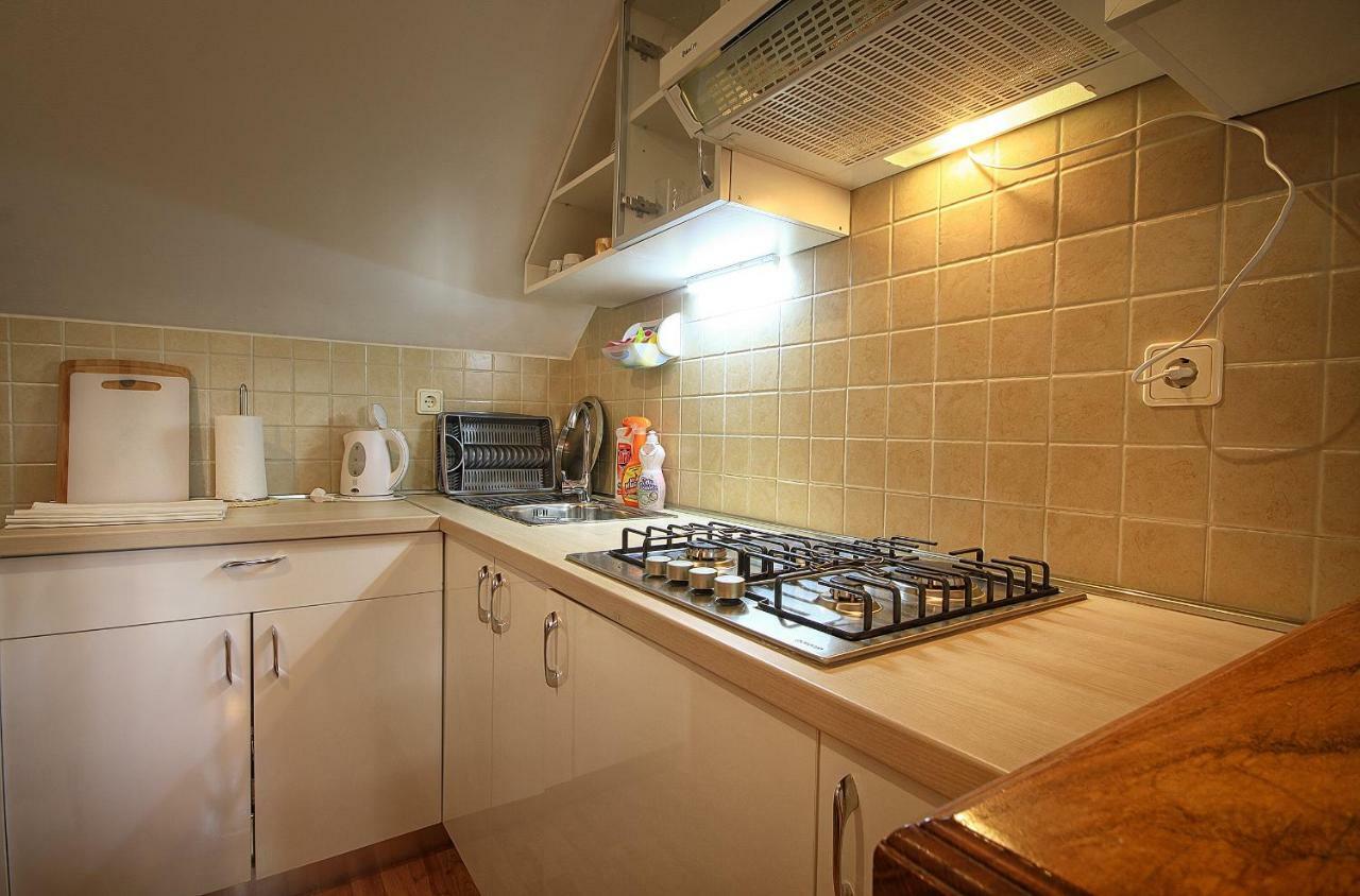 Apartment Medeni Rakovica Bagian luar foto